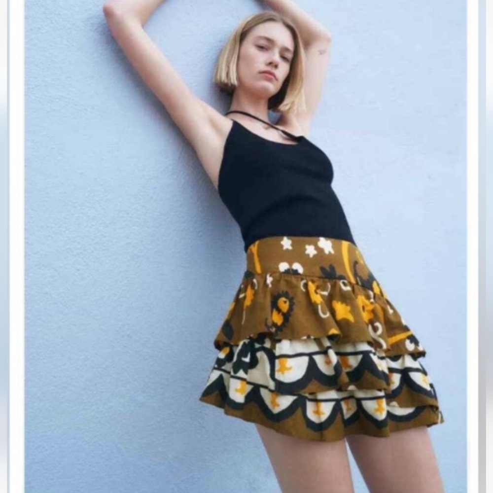 NWT- Zara Yellow Khaki Floral Tierred Mini Skirt-XL